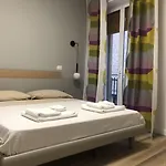 A Due Passi Dalla Scalinata Guest house