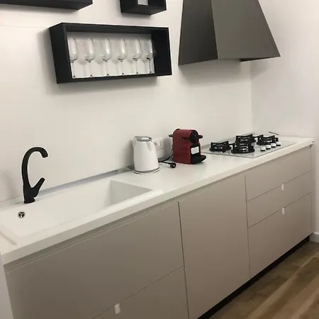 A Due Passi Dalla Scalinata