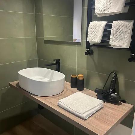 بيت ضيافة A Due Passi Dalla Scalinata