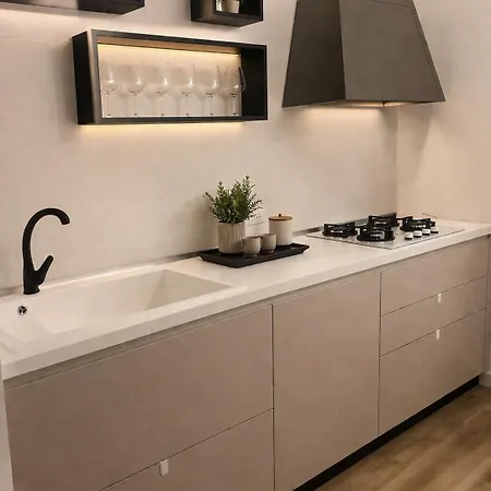 A Due Passi Dalla Scalinata 3*